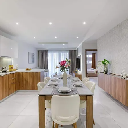 Grand 3bed Burseley Terrace Fl2 Swieqi By Homely