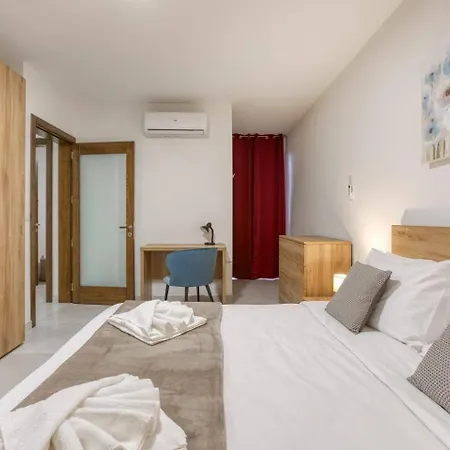 Apartment Grand 3bed Burseley Terrace Fl2 Swieqi By Homely Is-Swieqi
