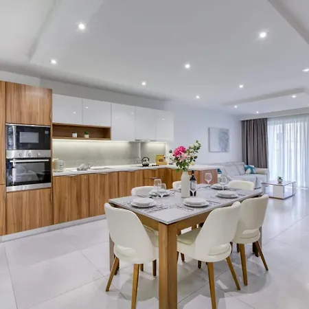 Grand 3bed Burseley Terrace Fl2 Swieqi By Homely * Is-Swieqi