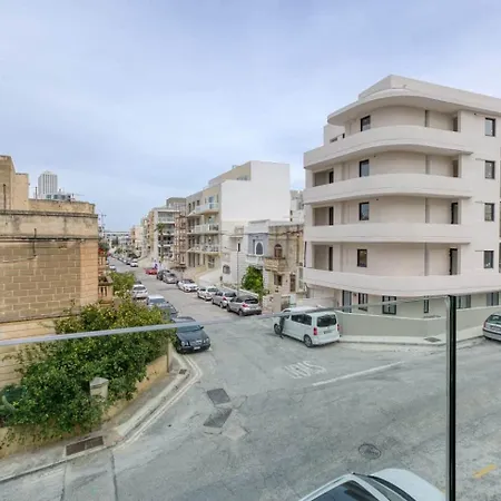 Grand 3bed Burseley Terrace Fl2 Swieqi By Homely * Is-Swieqi