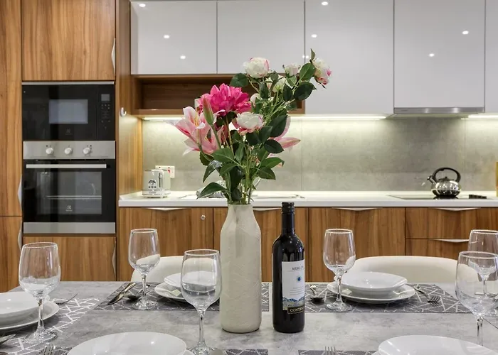 Appartamento Grand 3bed Burseley Terrace Fl2 Swieqi By Homely