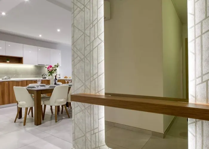 Appartamento Grand 3bed Burseley Terrace Fl2 Swieqi By Homely